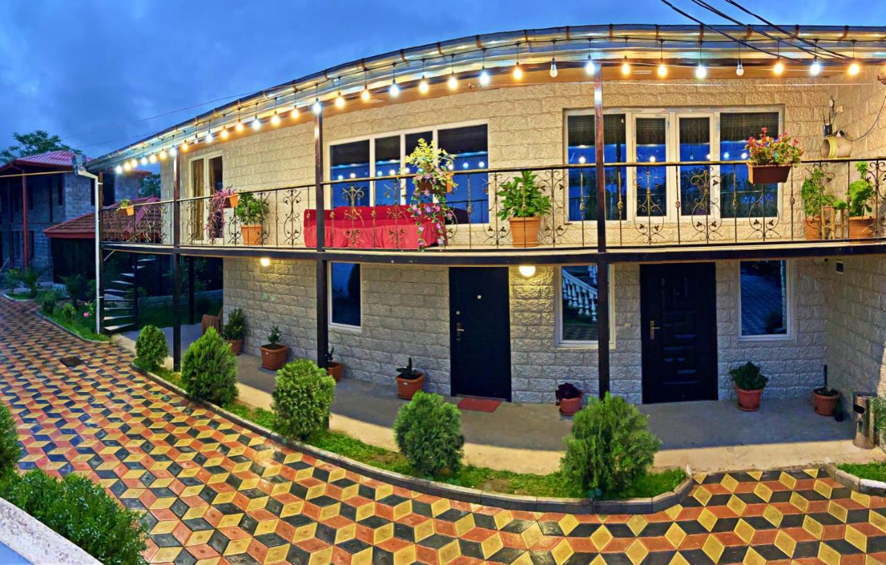 Hotel Doko Мартвили Экстерьер фото
