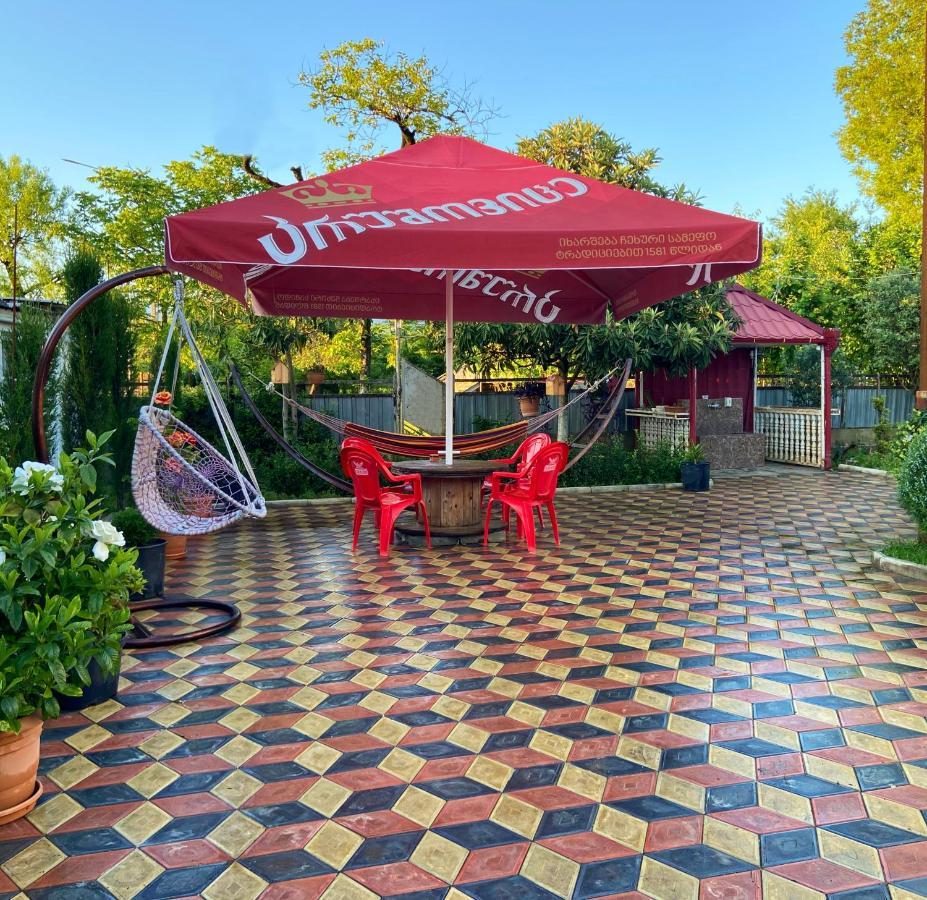 Hotel Doko Мартвили Экстерьер фото