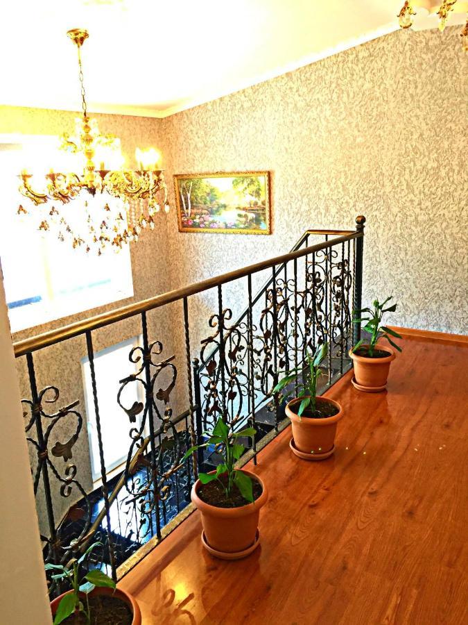 Hotel Doko Мартвили Экстерьер фото