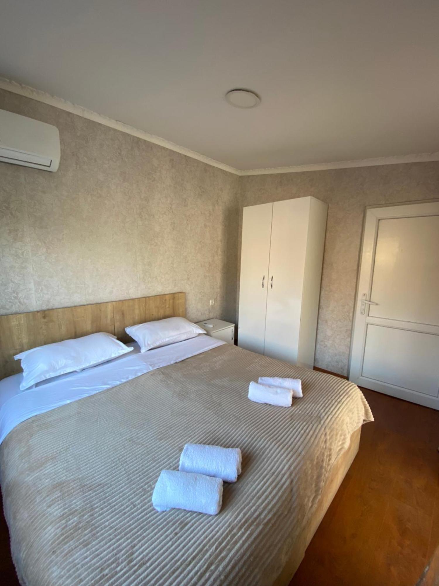 Hotel Doko Мартвили Экстерьер фото